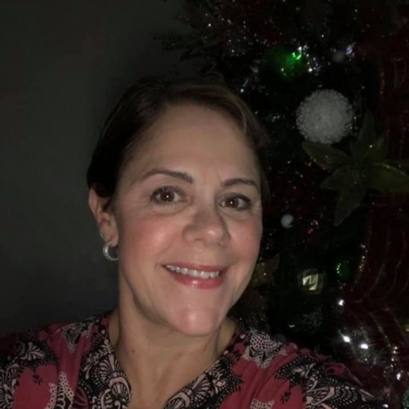 Meet your Posher, Sandra - Picture 1 of 1